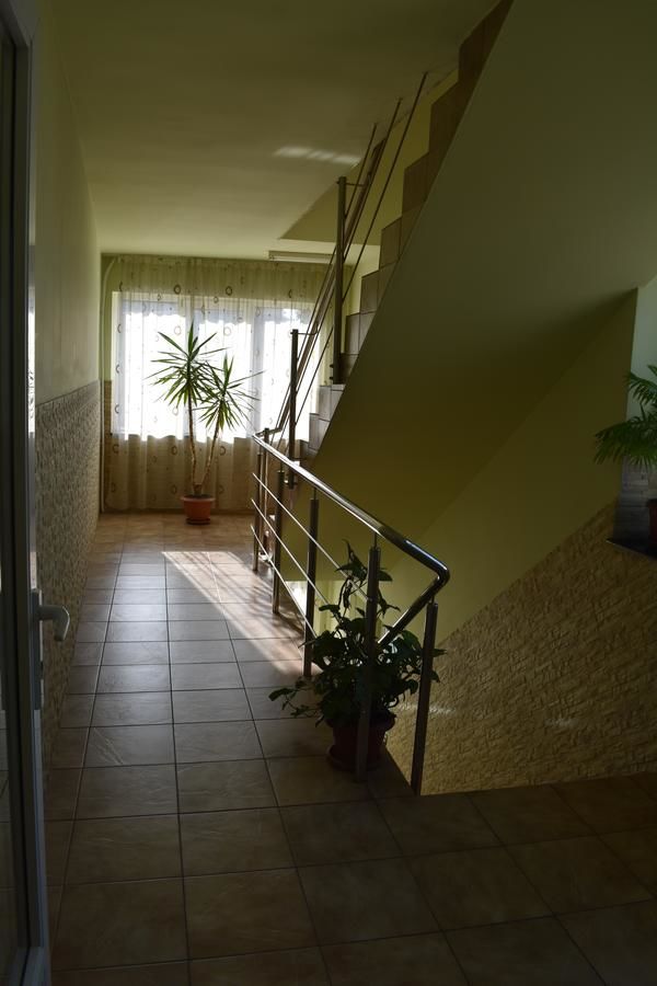 Отель Hotel Zimbru Клуж-Напока-24