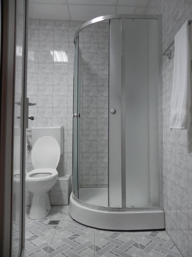 Отель Hotel Zimbru Клуж-Напока