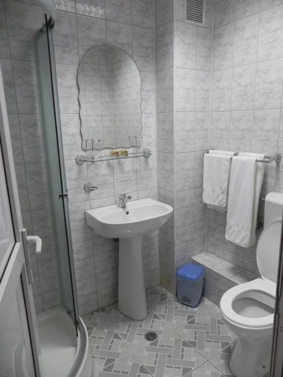 Отель Hotel Zimbru Клуж-Напока-47