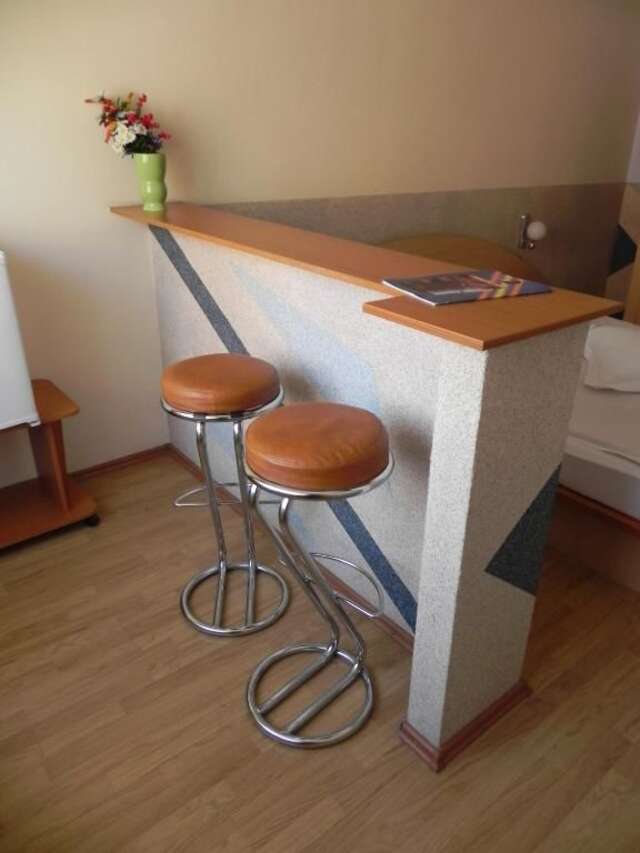 Отель Hotel Zimbru Клуж-Напока-42