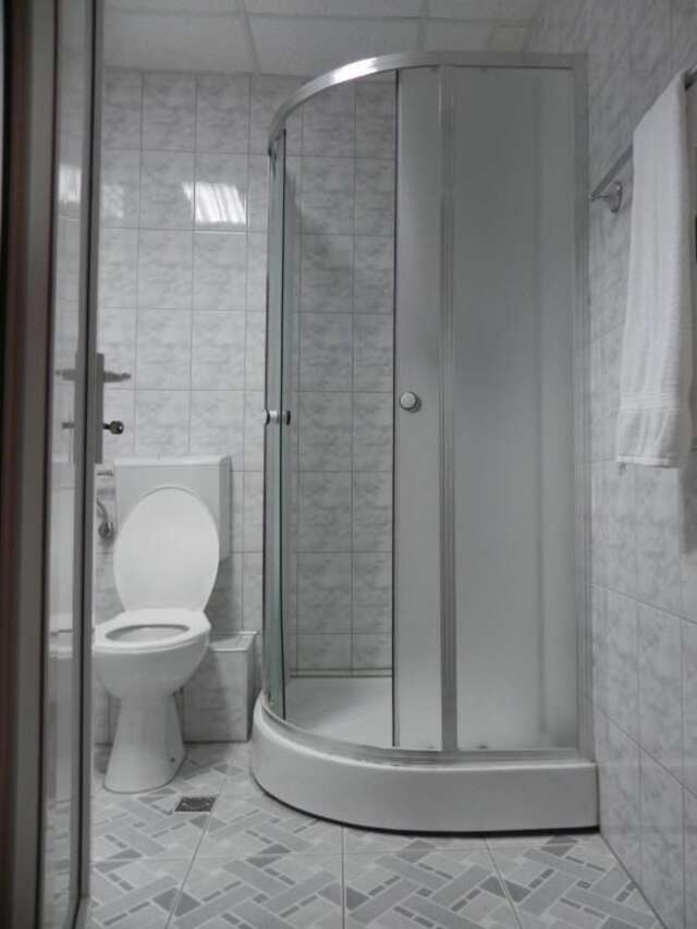 Отель Hotel Zimbru Клуж-Напока-43